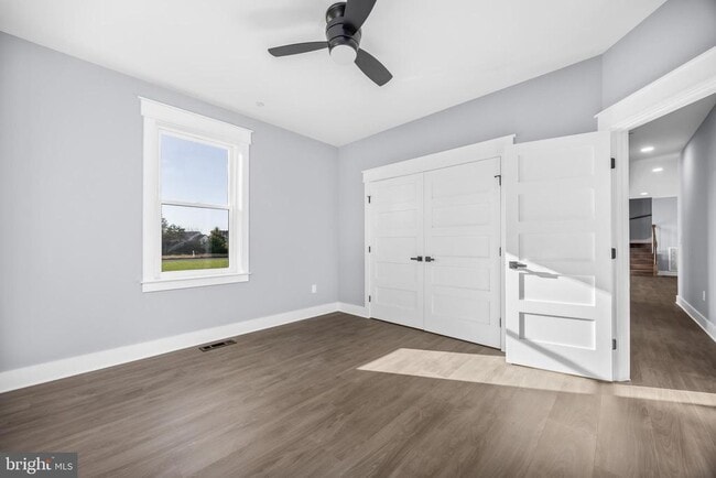 Building Photo - 5692 King Stuart Dr