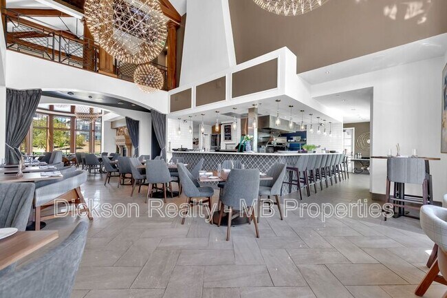 Building Photo - 76 Caballada St