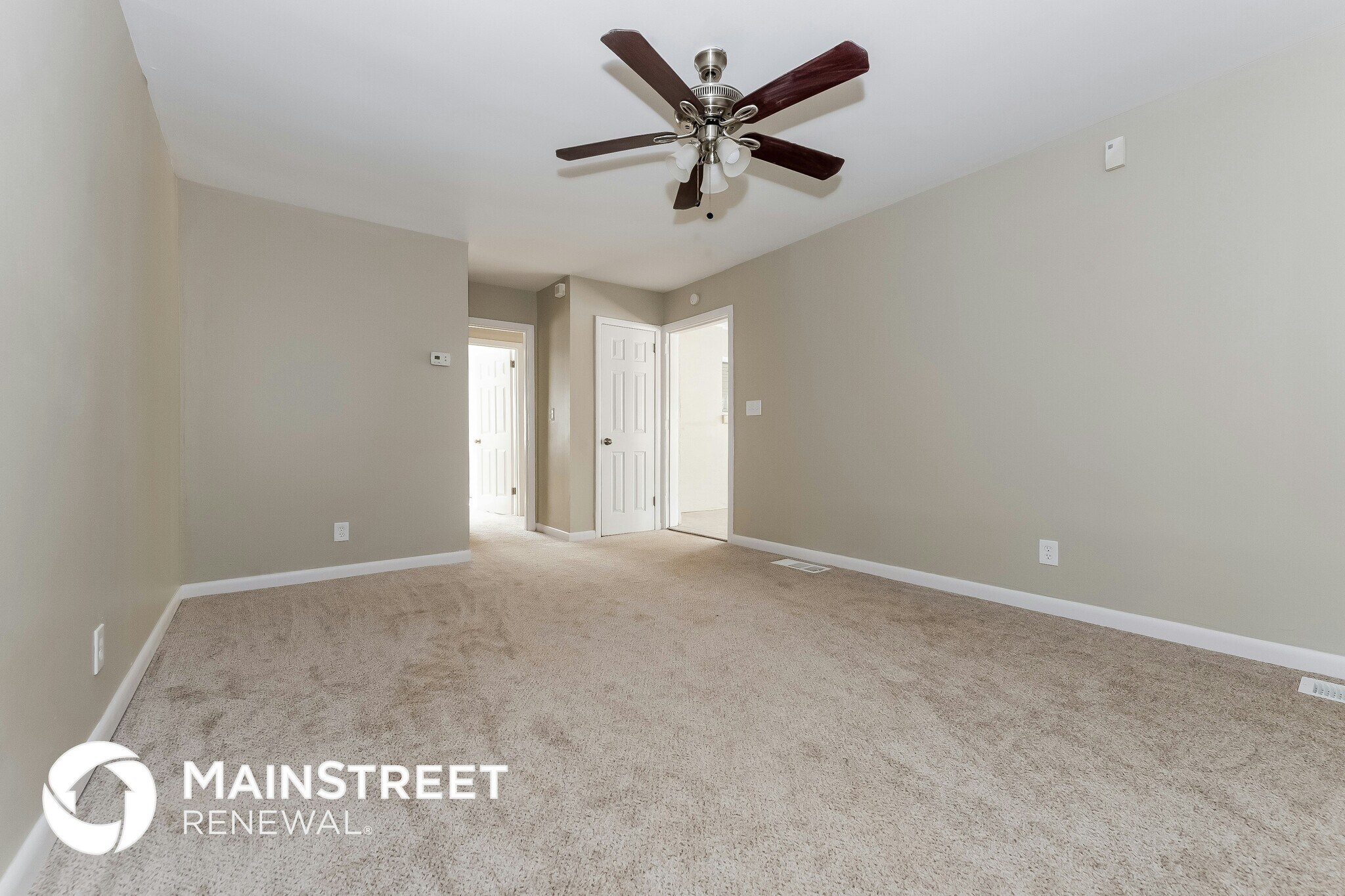 Building Photo - 6104 Holiday Blvd