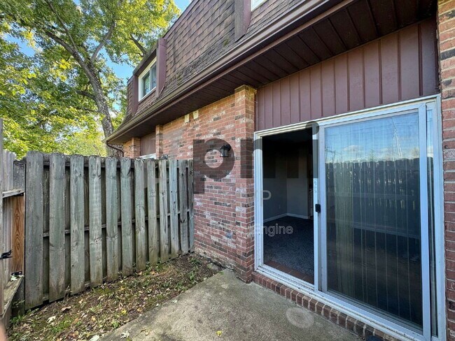 Building Photo - 2785 Wedge St