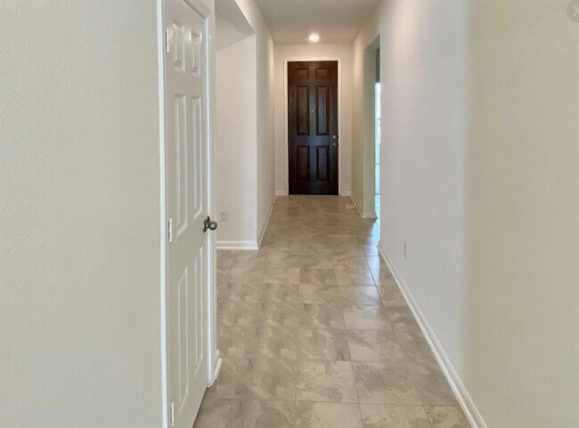 Building Photo - 28319 Aperture Ct