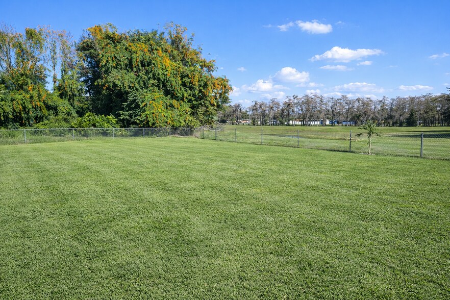 Building Photo - 727 Engel Dr