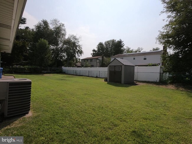 Building Photo - 436 Suffolk Dr