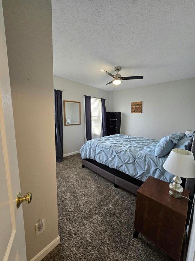 Building Photo - 1146 Deercreek Dr