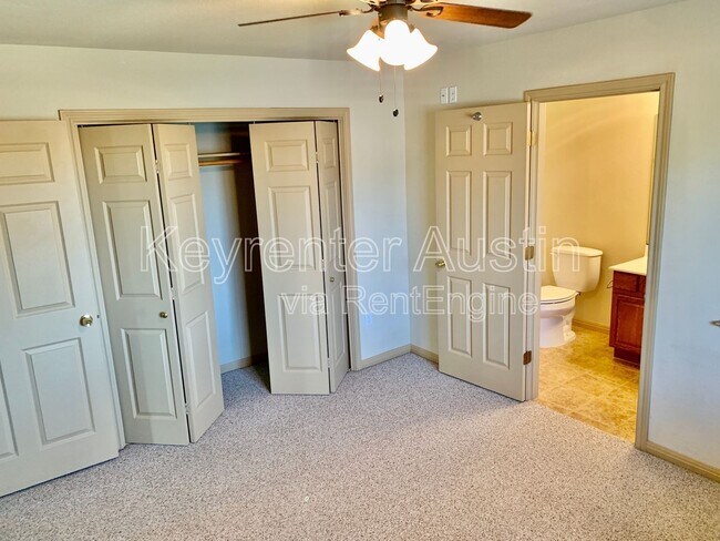 Building Photo - 1535 Parkfield Cir