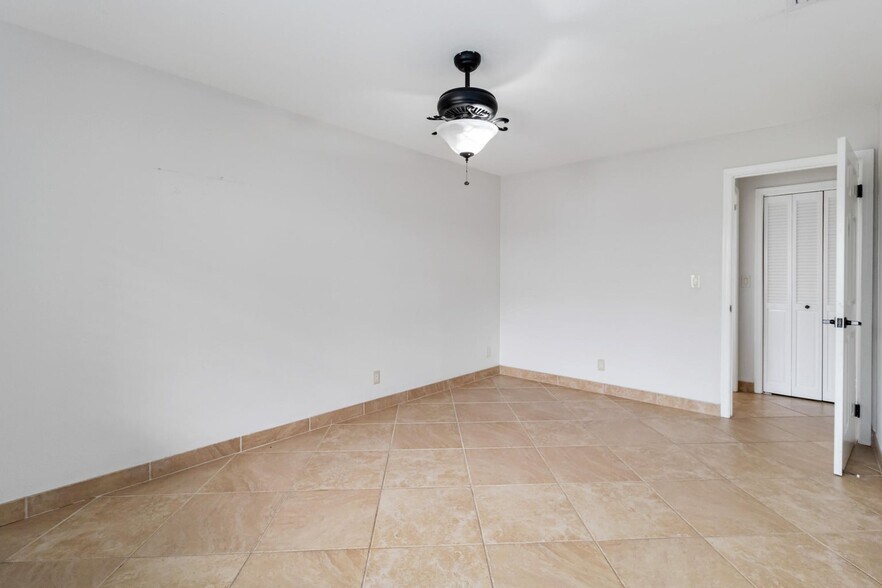 Building Photo - 21920 Holly Tree Way