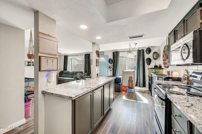 Building Photo - 1310 S Pima