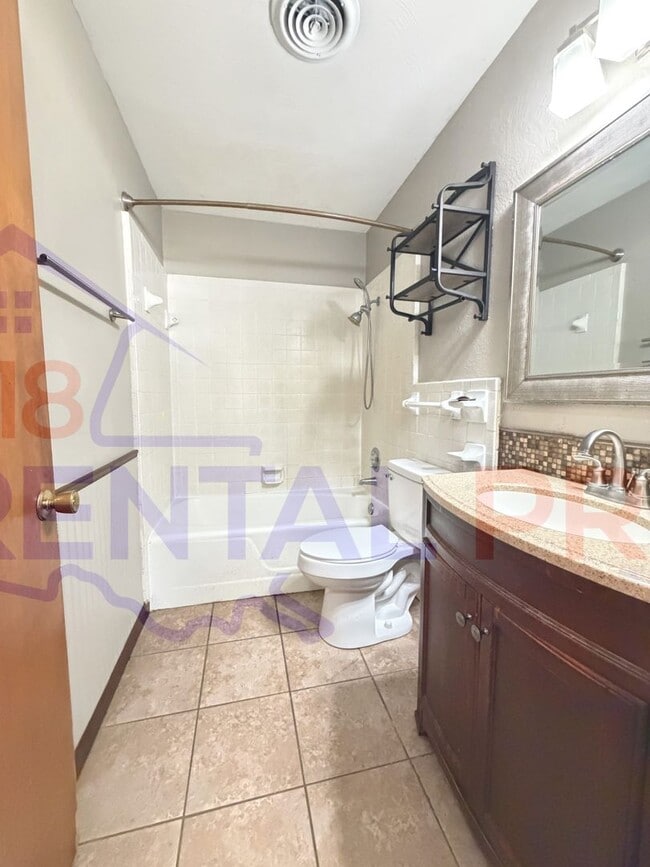 Building Photo - 3 Bed 1.5 Bath Home in Ruston!