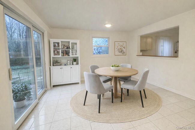 Building Photo - 14 Kenneth Ave