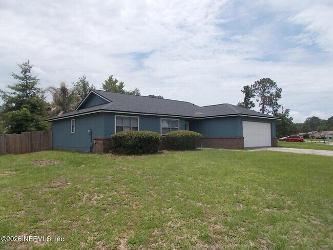 Building Photo - 7529 Falcon Trace Dr W