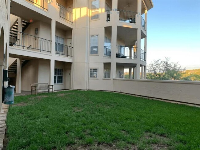 Building Photo - 3404 American Dr