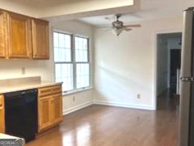 Building Photo - 102 Whisper Trce
