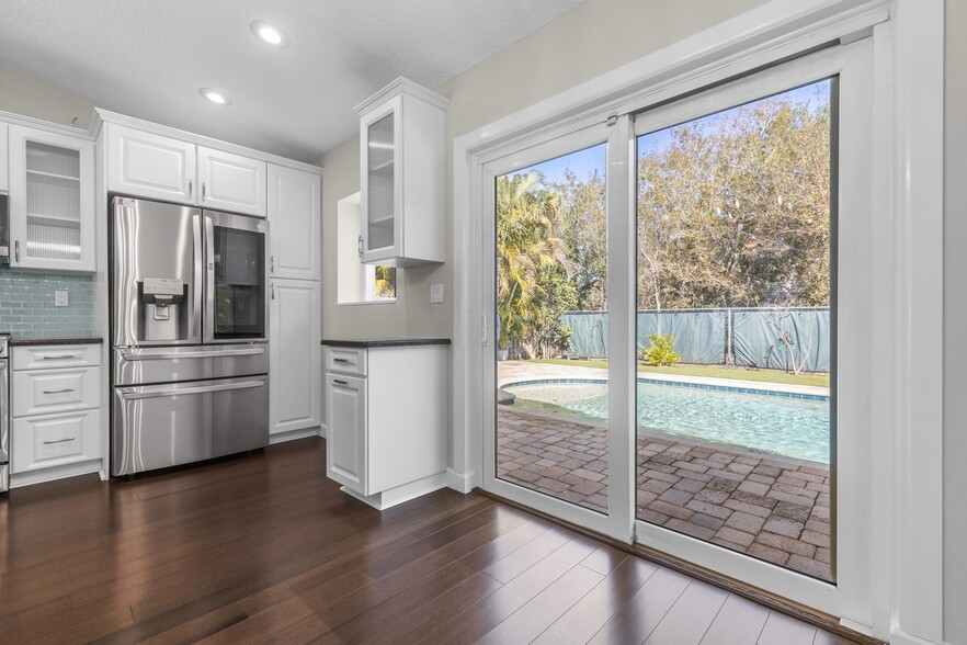 Kitchen Dining Room - 3309 W Napoleon Ave