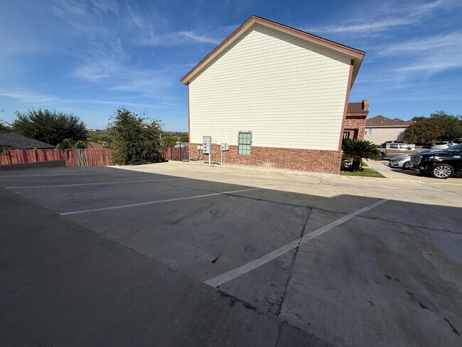 Building Photo - 4246 Dorel Dr