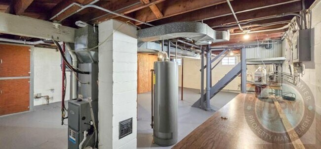 Building Photo - A "Must See" 2bd/1ba Beautiful home!