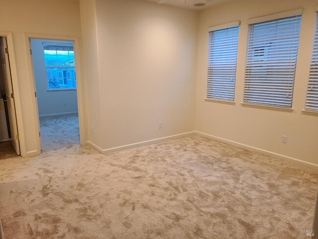 Building Photo - 715 Ponder Court