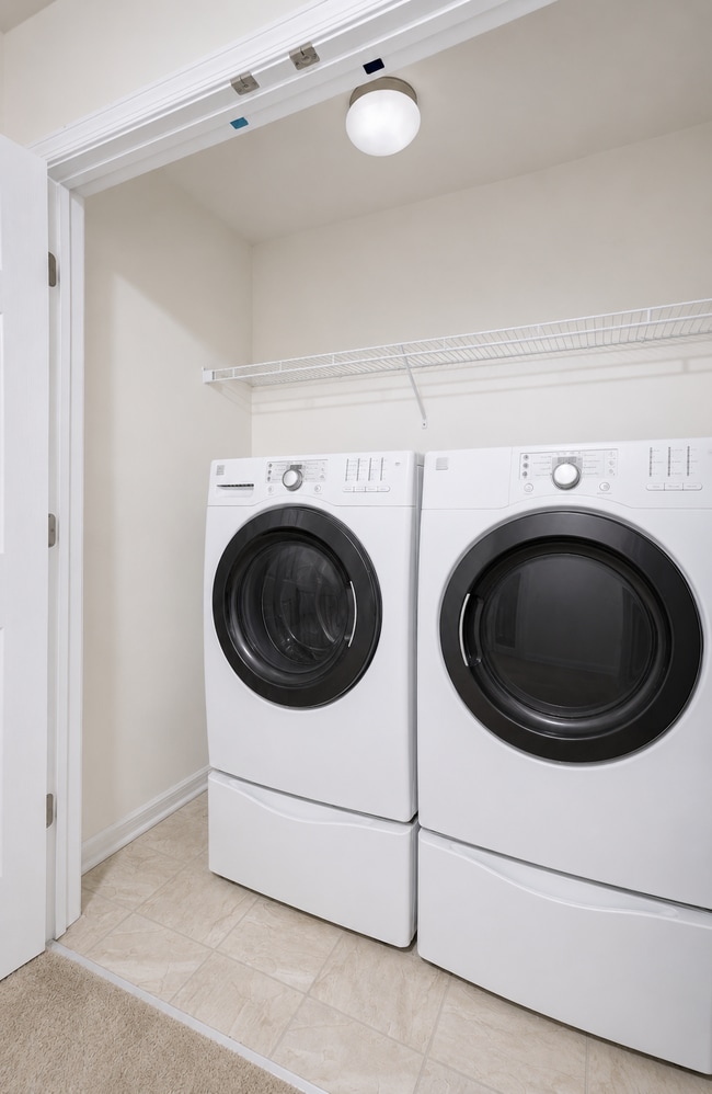 Building Photo - 3BD/2.2BA:  Fabulous Baltimore Townhome