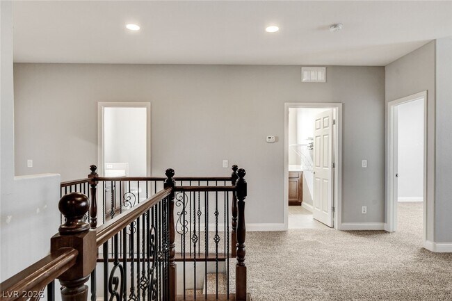 Building Photo - 7116 Boomer Beach St