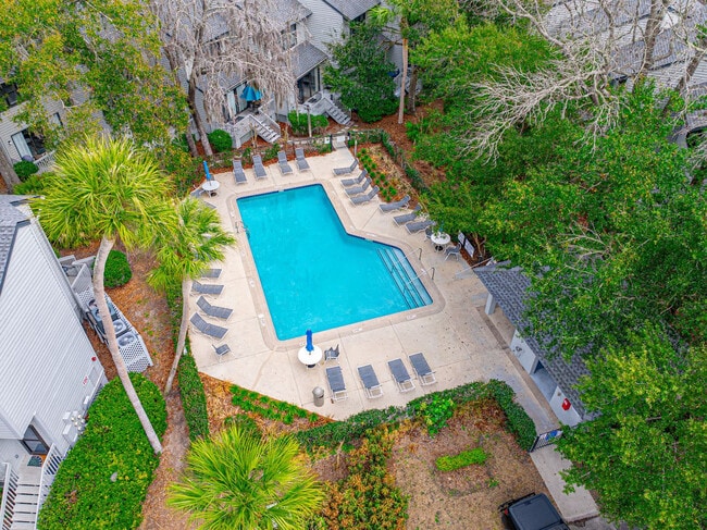 Building Photo - 137 Cordillo Pkwy