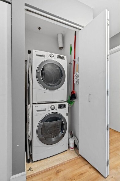 Building Photo - 929 Portland Ave