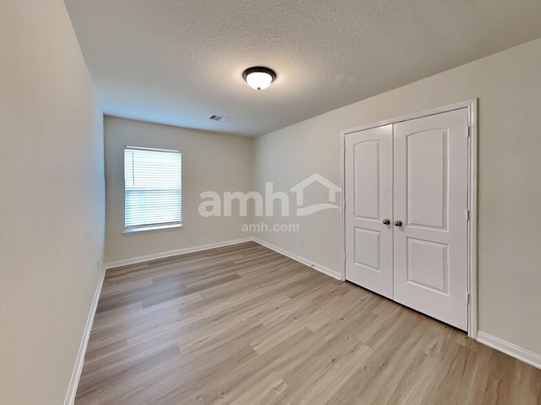 Building Photo - 22422 Bauer Canyon Dr