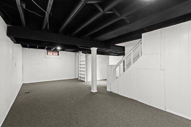 Building Photo - 19750 Prest St