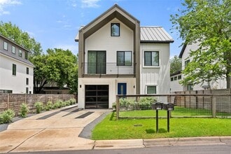 Building Photo - 2711 Stacy Ln