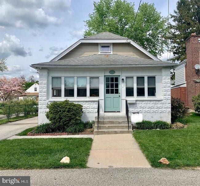 Primary Photo - 209 Ash Rd
