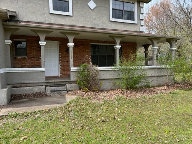Building Photo - Four Bedroom Home on Over Half an Acre in Vandergriff School District