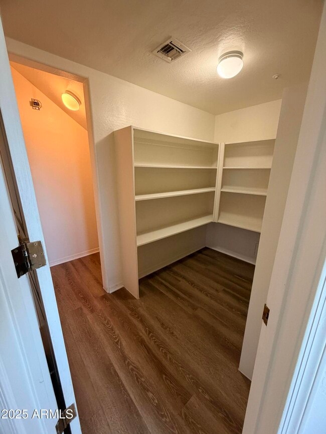 Building Photo - 13450 N Mountainside Dr