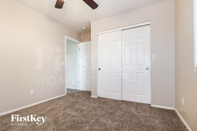 Building Photo - 14524 W Evans Dr