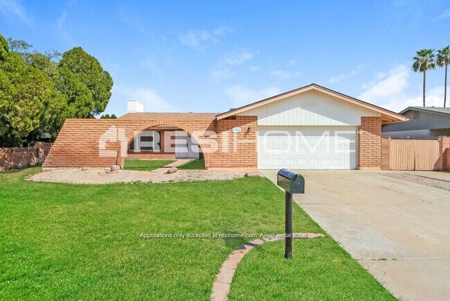 Building Photo - 1315 S Polly Ann Dr