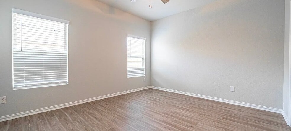 Building Photo - 9314 Clarke Cv