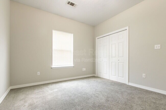 Building Photo - 9435 Bonanza Ln