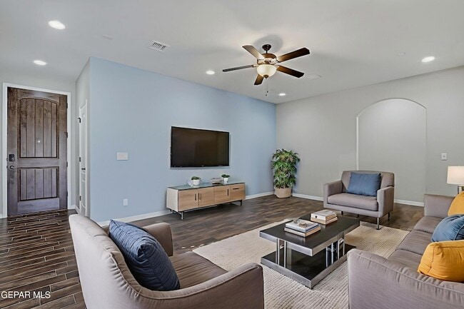 Building Photo - 2508 Eastern Sky St