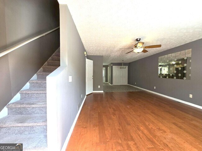 Building Photo - 117 Davis Mill Ct