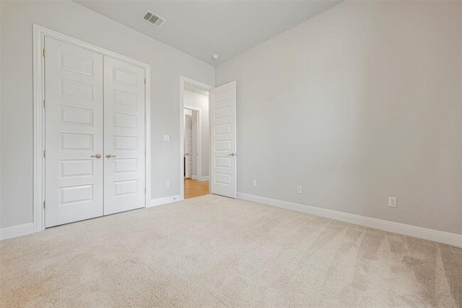 Building Photo - 4620 Katherine Dr