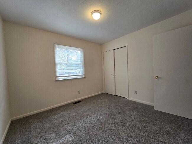 Building Photo - 7514 Telfair Dr