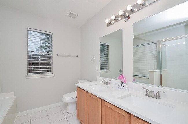 Building Photo - 11906 Sonora Springs Dr