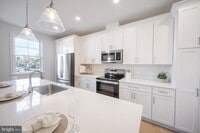 Building Photo - 123 S Washington St