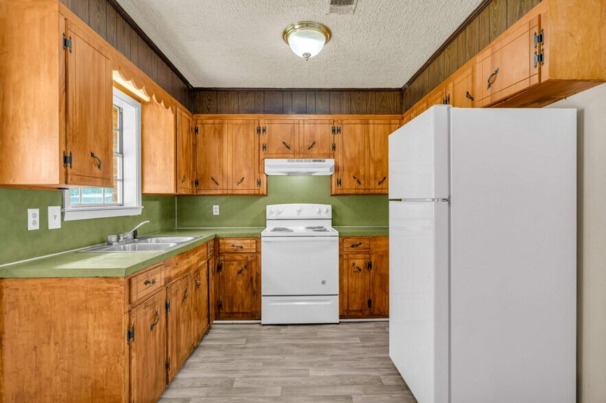 Building Photo - 118 Wyman Dr