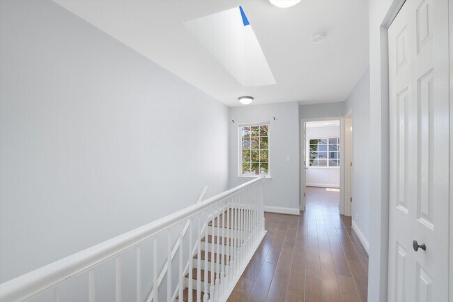 Building Photo - 169 Sierra Pass Dr