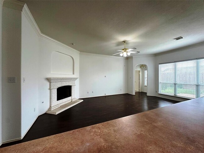 Building Photo - 24018 Indian Hills Way