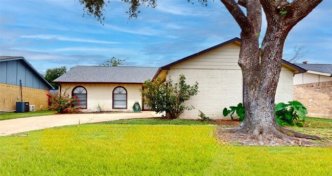 Primary Photo - 5127 Girnigoe Dr