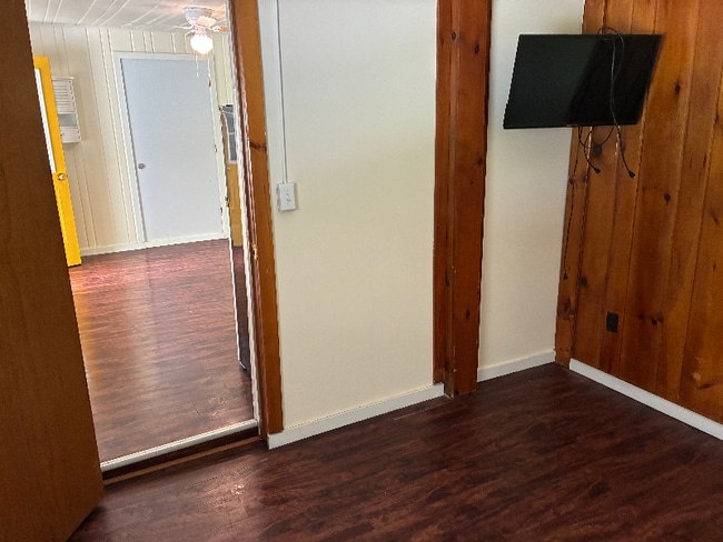 Building Photo - 1500 US-23