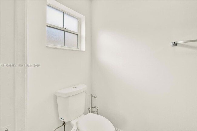 Building Photo - 11037 SW 152nd Ct