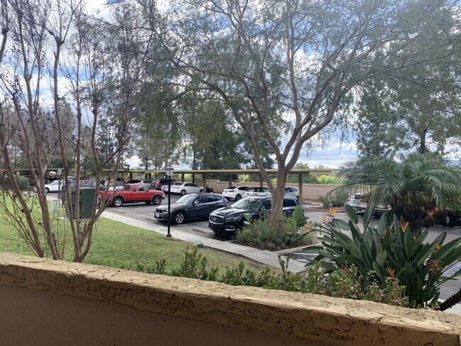 Building Photo - 12071 Alta Carmel Ct