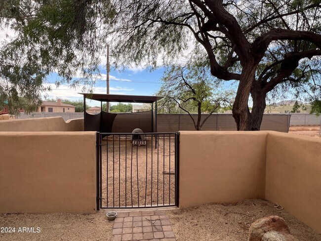 Building Photo - 38219 N 3rd Ave