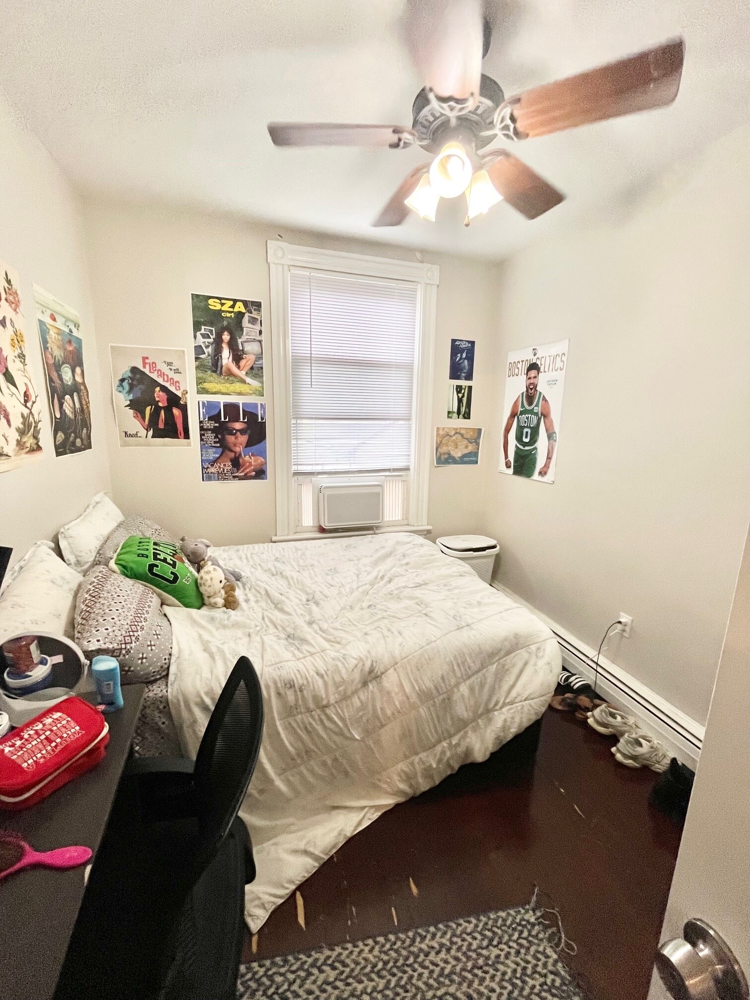 Building Photo - 717 Parker St