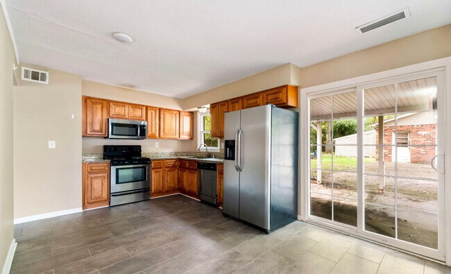 Building Photo - 8216 Afterglow Dr